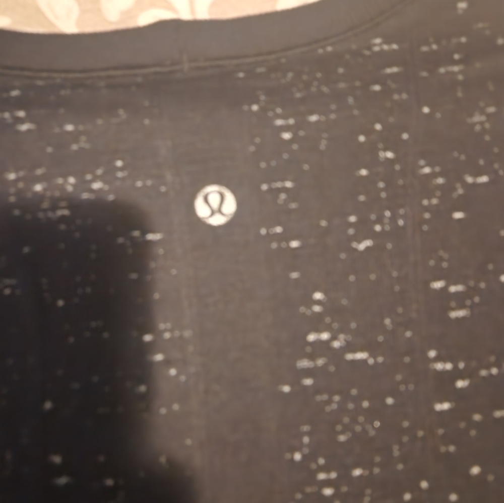 Lululemon top - Picture 3 of 3